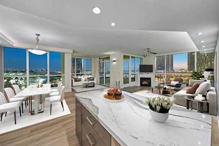 510 1St Avenue #904 San Diego, CA 92101