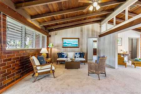 315 Ulupaina Street Kailua, HI 96734