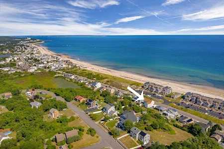 20 Taylor Ave Plymouth, MA 02360