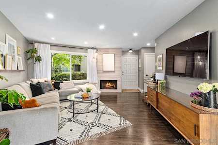 8490 Via Sonoma #10 La Jolla, CA 92037