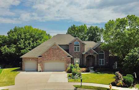 5901 W Ivyleaf Ct Peoria, IL 61615