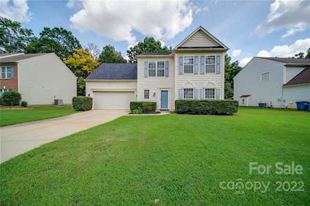 422 River Banks Rd Matthews, NC 28105
