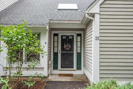 25 Brewster Ln #25 Acton, MA 01720