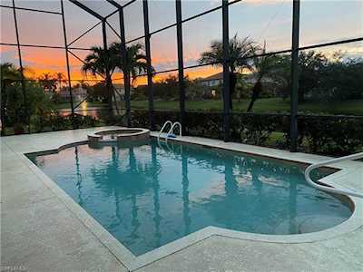 8503 Laurel Lakes Cv Naples, FL 34119