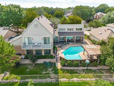 1426 Hidden Oaks Circle Corinth, TX 76210