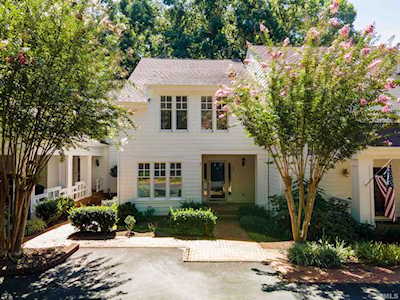 204 Chattel Close Cary, NC 27518
