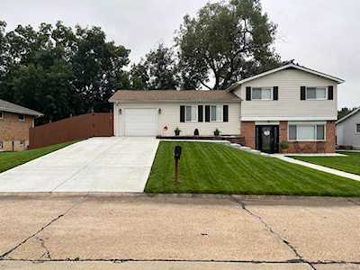 4310 Barth Dr St Louis, MO 63125