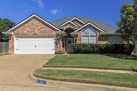 4317 Foxborough Trail Arlington, TX 76001