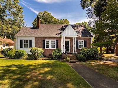 576 Parkview Drive Burlington, NC 27215