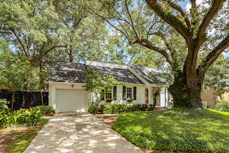 946 Sea Gull Dr Mount Pleasant, SC 29464