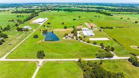 1301 E Blackjack Road Pilot Point, TX 76258