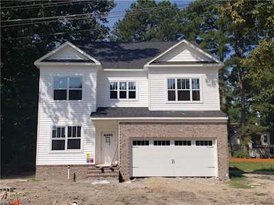 616 Argyll St Chesapeake, VA 23320