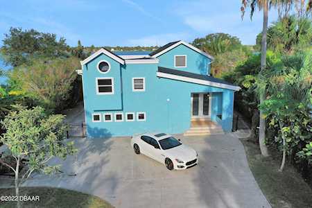 1205 Halifax Avenue Daytona Beach, FL 32118
