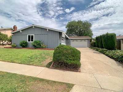 6925 Cowles Mountain Blvd San Carlos, CA 92119