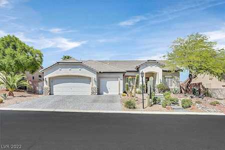 8408 Starstruck Ave Las Vegas, NV 89143