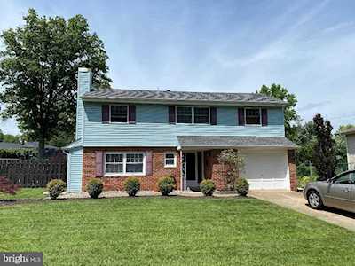 203 Sheffield Rd Cherry Hill, NJ 08034