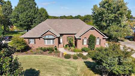 475 Beacon Knoll Ln Fort Mill, SC 29708
