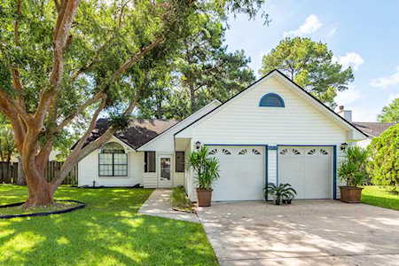 8495 Chesapeake Dr North Charleston, SC 29406