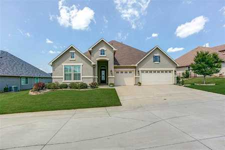 11828 Willet Way Denton, TX 76207