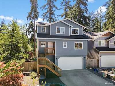 126 SW Marcia Way Port Orchard, WA 98366