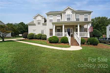 122 Summerbrook Ln Mooresville, NC 28117