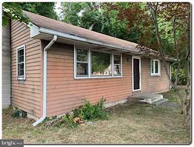 3 Grandview Ave Williamstown, NJ 08094