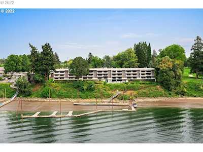 790 SE Webber ST #306 Portland, OR 97202
