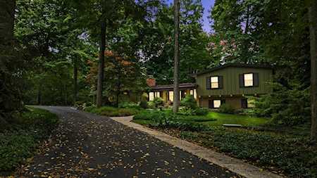 7319 Cliftgate Drive Fort Wayne, IN 46814