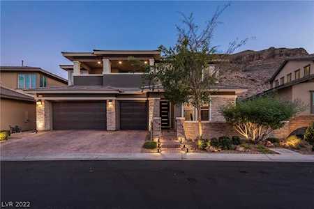 5929 Heaven View Dr Las Vegas, NV 89135