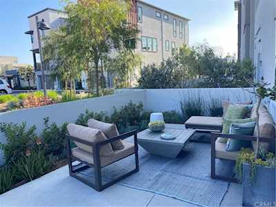 129 Mirth Irvine, CA 92618