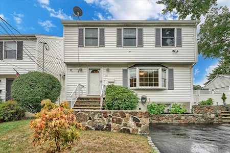 33 North Emerson #33 Wakefield, MA 01880
