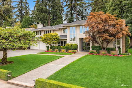201 Overlake Dr E Medina, WA 98039