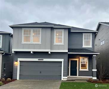 11034 Emmons Ct E #927 Puyallup, WA 98374