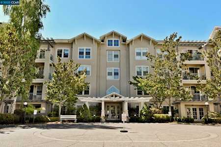 1840 Tice Creek Dr Walnut Creek, CA 94595