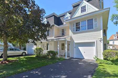 17B Victoria Garden #17B Framingham, MA 01701