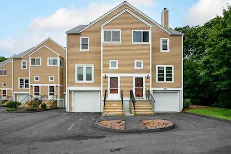 55 Camelot Dr #55 Worcester, MA 01602