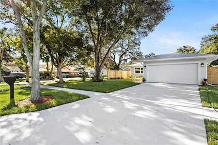 1227 Sedeeva CIRCLE S Clearwater, FL 33755