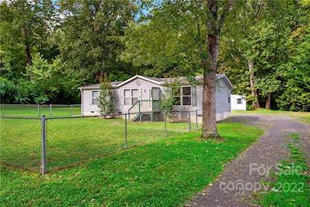 27 & 29 Wolf Creek Dr Black Mountain, NC 28711
