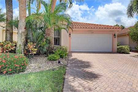 5100 Pelican Cove Dr Boynton Beach, FL 33437