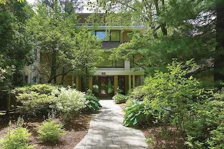 206 Allandale Rd #2C Boston, MA 02467