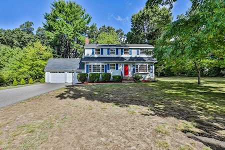9 Handel Rd. Billerica, MA 01821