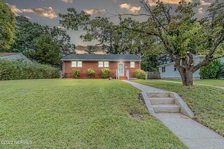 105 Banks Street Jacksonville, NC 28540
