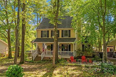 3508 Hickory Nut Ct Waxhaw, NC 28173