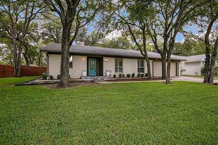 608 Annette Drive Bedford, TX 76022