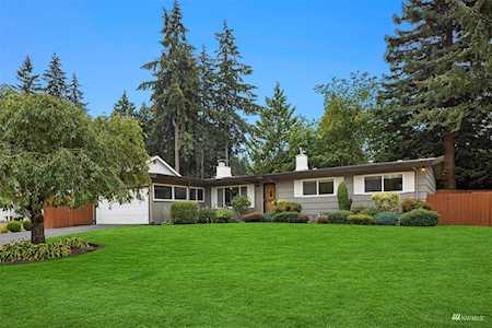1211 143rd Ave SE Bellevue, WA 98007