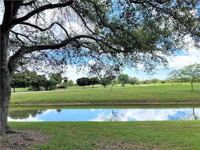 11281 Aspen Glen Dr #104 Boynton Beach, FL 33437