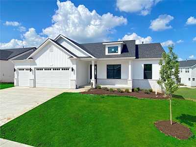 295 Laurens Spring Ct Lake St Louis, MO 63367