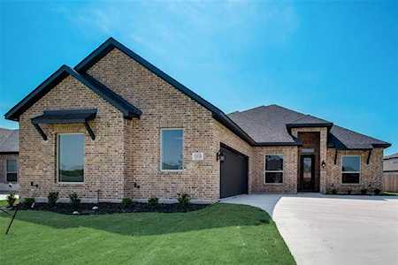 1831 Noble Court Grand Prairie, TX 75052