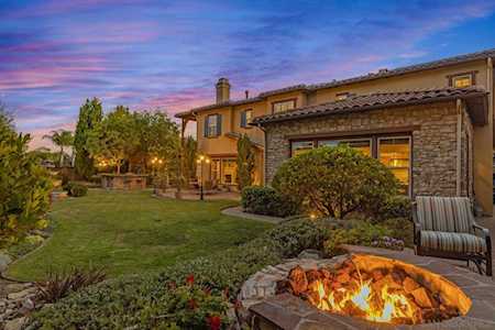 6965 Corte Langosta Carlsbad, CA 92009