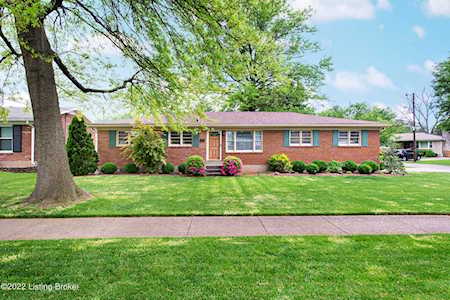 4320 Naneen Dr Louisville, KY 40216